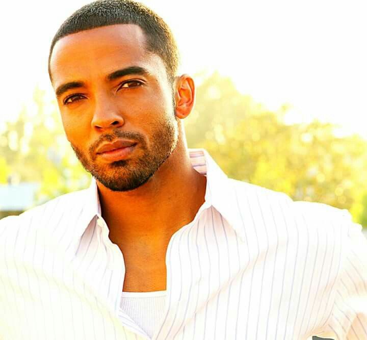 Christian Keyes: The Sun Comes Out